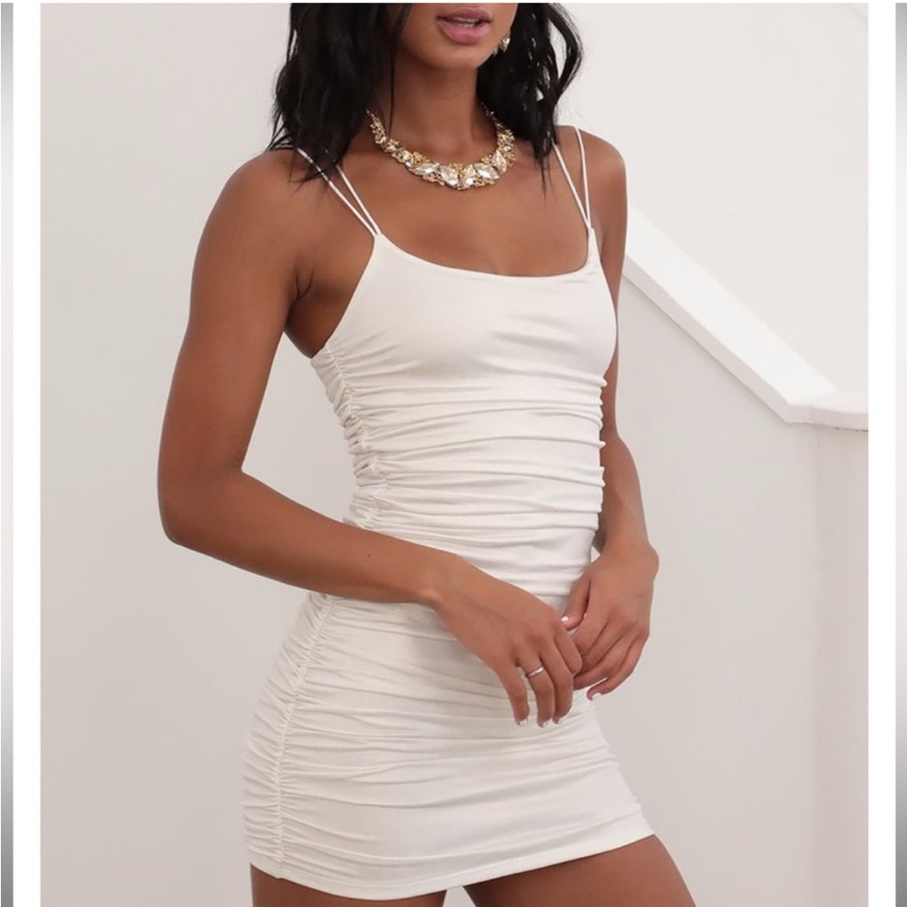 Lucy in the Sky Women's White and Gold Dress size small